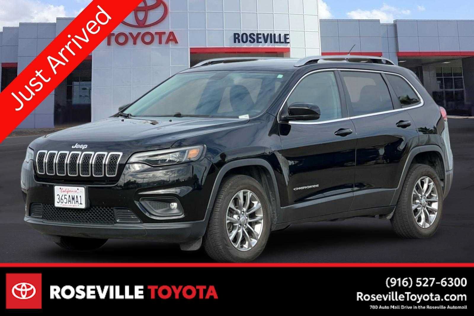 Used 2019 Jeep Cherokee Latitude Plus FWD image 1