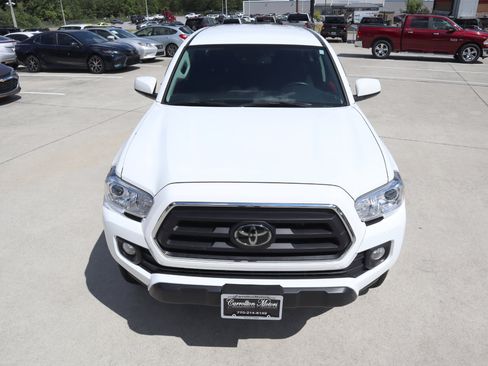 Used 2022 Toyota Tacoma SR5 image 11