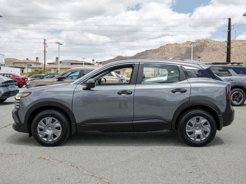 Used 2025 Nissan Kicks S AWD/4WD image 7