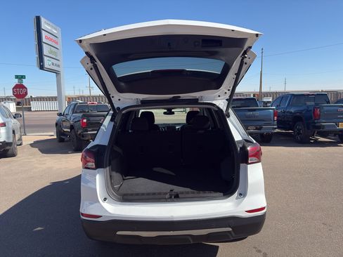 Used 2024 Chevrolet Equinox LT AWD/4WD image 14