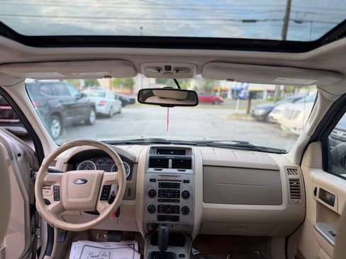 Used 2012 Ford Escape XLT image 17