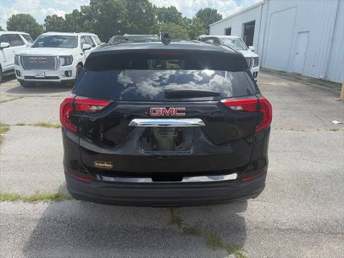 Used 2020 GMC Terrain SLE w/ Driver Convenience Package FWD image 5