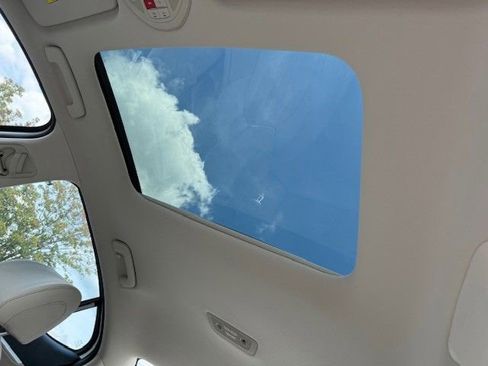 New 2026 Genesis G70 2.5T Prestige image 36