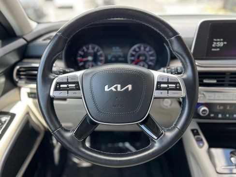 Used 2022 Kia Telluride EX w/ EX Premium Package AWD/4WD image 13