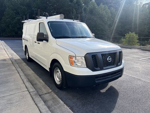 Used 2020 Nissan NV 2500 S image 4