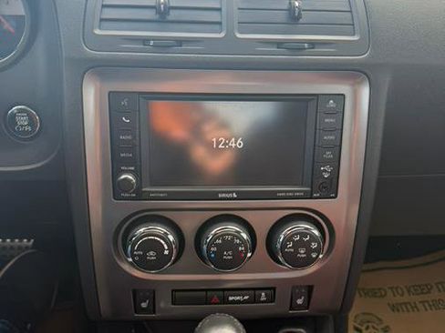 Used 2014 Dodge Challenger R/T image 17