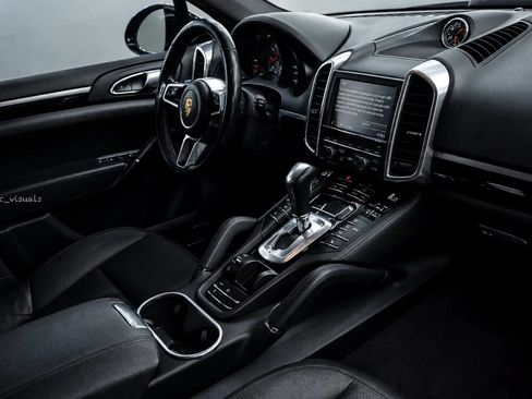 Used 2015 Porsche Cayenne S AWD/4WD image 11