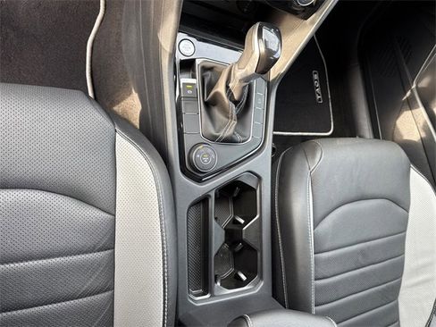 Certified 2023 Volkswagen Taos SEL image 21