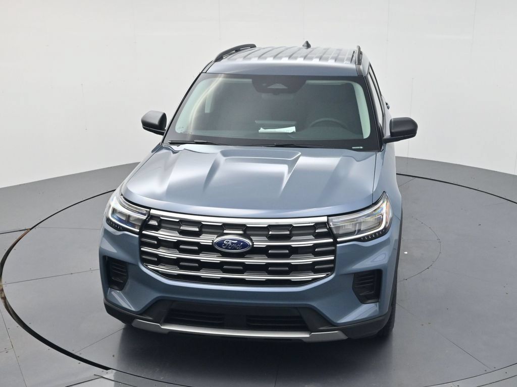 Used 2026 Ford Explorer Active AWD/4WD image 38