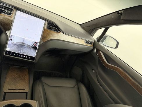 Used 2018 Tesla Model X 75D AWD/4WD image 56