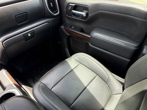 Used 2022 GMC Sierra 1500 SLT AWD/4WD image 18