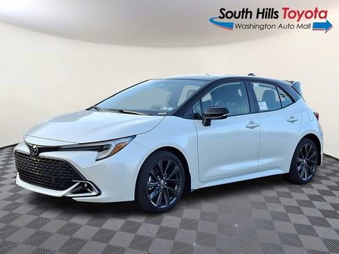 New 2026 Toyota Corolla XSE FWD image 3