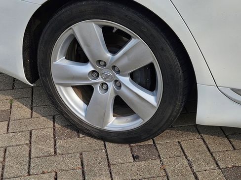 Used 2012 Lexus LS 460 w/ Comfort Pkg image 7