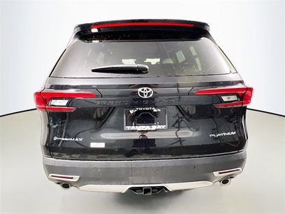 New 2026 Toyota Grand Highlander Hybrid MAX Platinum