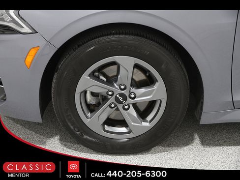 Used 2022 Kia K5 LXS FWD image 21