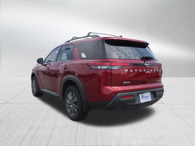 Used 2025 Nissan Pathfinder SV AWD/4WD image 5