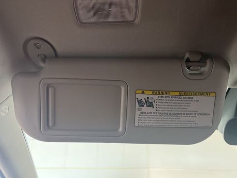 Used 2021 Toyota RAV4 XLE FWD image 74