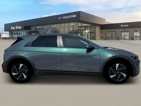 New 2026 Hyundai Ioniq 5 SE RWD image 9