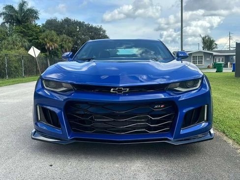 Used 2023 Chevrolet Camaro ZL1 RWD image 2