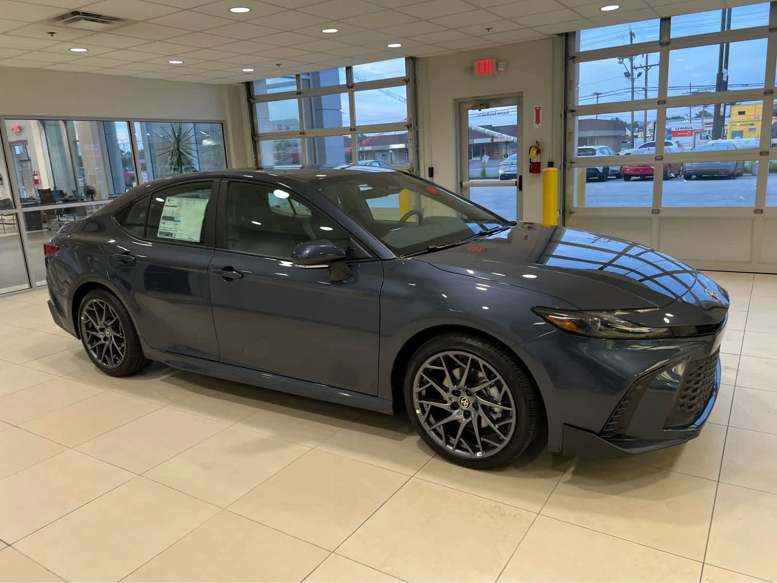 New 2026 Toyota Camry SE FWD image 1