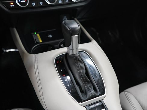 Used 2024 Honda HR-V EX-L image 22