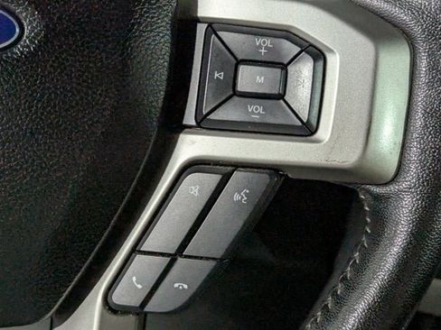 Used 2017 Ford F350 Lariat image 33
