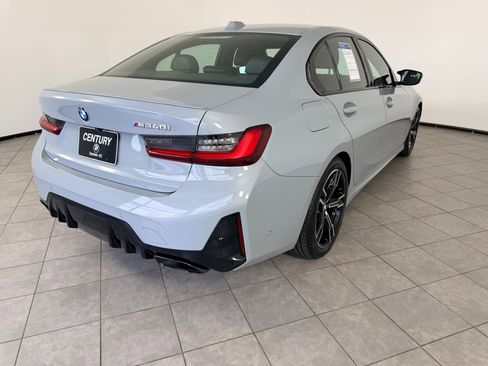 Used 2023 BMW M340i image 9