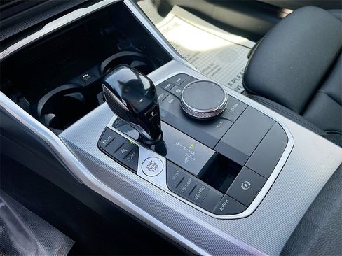 Used 2021 BMW 330i Sedan w/ Convenience Package image 16
