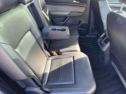 Certified 2023 Volkswagen Atlas SE w/ Panoramic Sunroof Package image 35