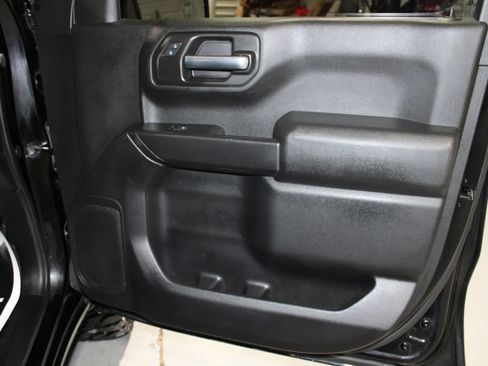 Used 2020 Chevrolet Silverado 1500 W/T w/ WT Value Package AWD/4WD image 23