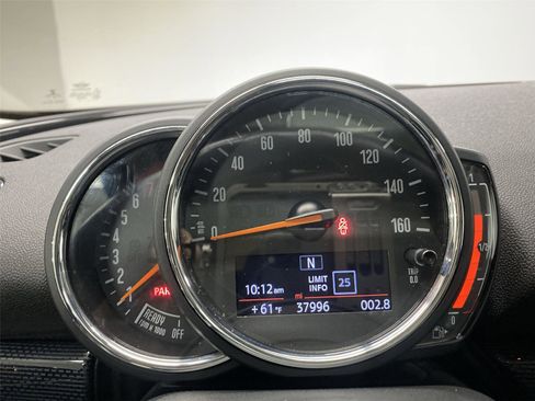 Used 2019 MINI Cooper Clubman S w/ Storage Package image 14
