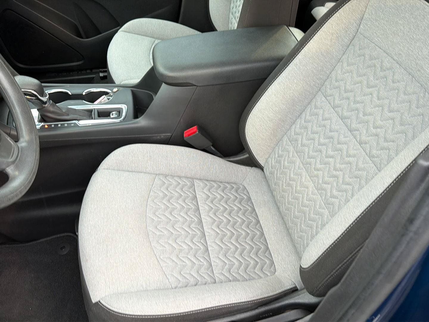 Used 2022 Chevrolet Equinox LS AWD/4WD image 28