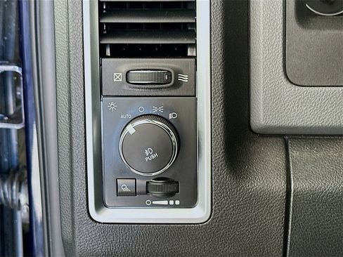 Used 2016 RAM 1500 Big Horn image 10