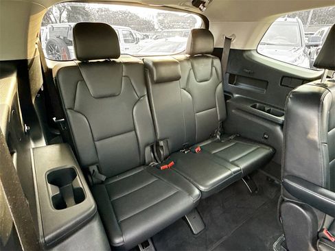 Used 2024 Kia Telluride S w/ S Sunroof Package image 31