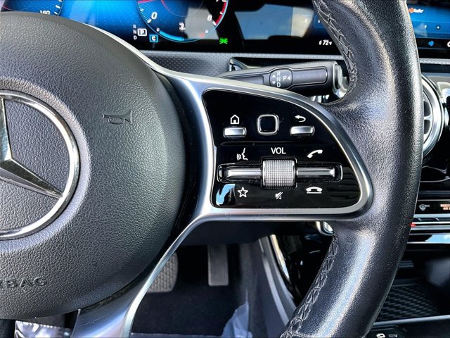 Used 2023 Mercedes-Benz CLA 250 image 21