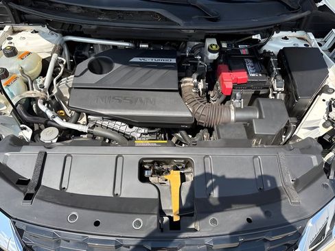 Used 2023 Nissan Rogue SV w/ SV Premium B Package FWD image 22