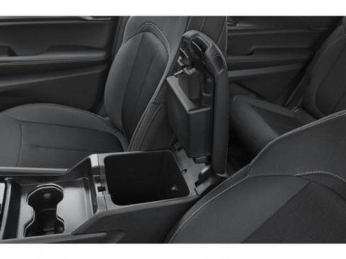 New 2026 Jeep Grand Cherokee L Limited AWD/4WD image 16