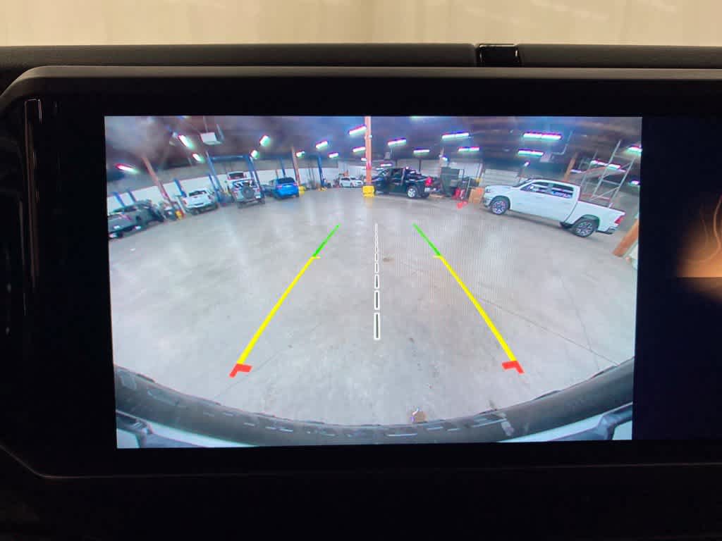 Used 2025 Jeep Wrangler Unlimited Rubicon AWD/4WD image 27
