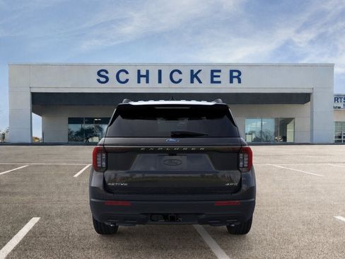 New 2026 Ford Explorer Active AWD/4WD image 5