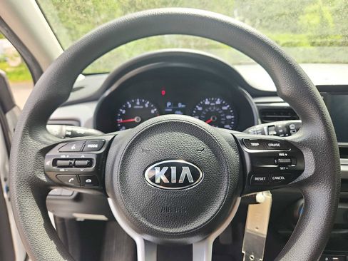 Used 2020 Kia Rio S FWD image 17