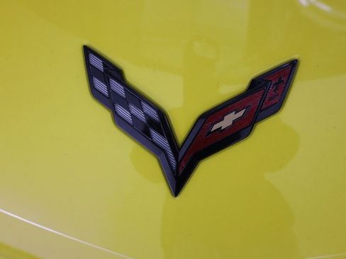 Used 2015 Chevrolet Corvette Stingray Coupe w/ 2LT Preferred Equipment Group image 37