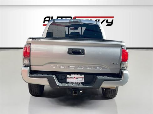 Used 2023 Toyota Tacoma TRD Sport image 6