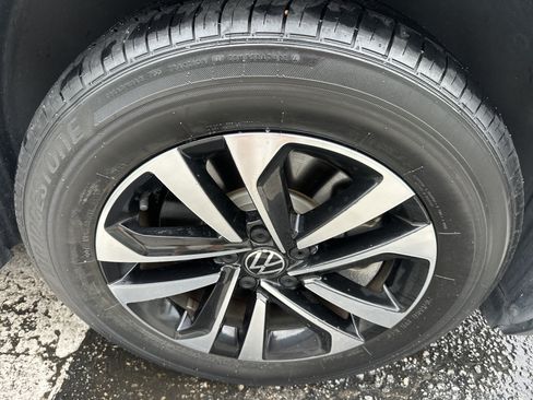 Used 2024 Volkswagen Tiguan S FWD image 6