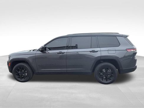 Used 2024 Jeep Grand Cherokee L Laredo AWD/4WD image 6