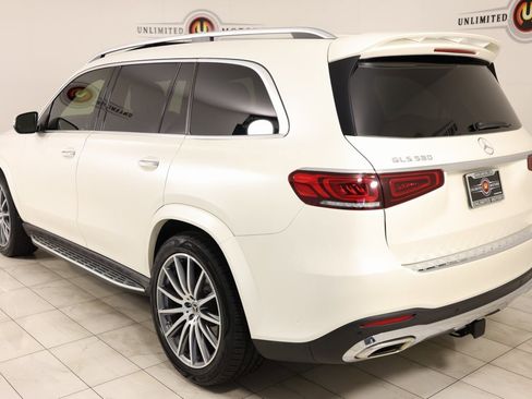 Used 2023 Mercedes-Benz GLS 580 4MATIC image 4
