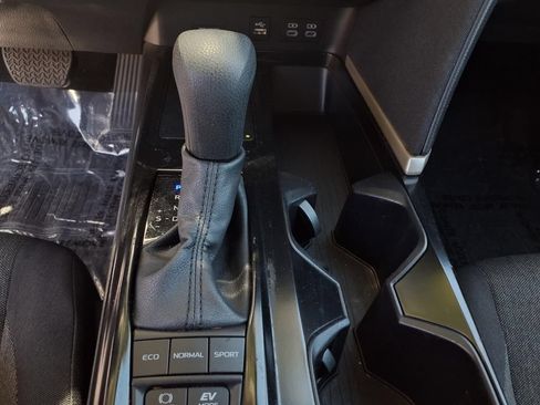 Certified 2025 Toyota Camry LE FWD image 13