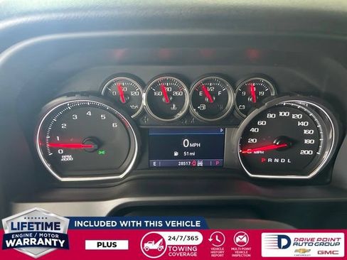 Used 2022 Chevrolet Silverado 1500 RST w/ LPO, Blackout Package AWD/4WD image 17