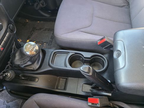 Used 2013 Jeep Wrangler Sport image 11