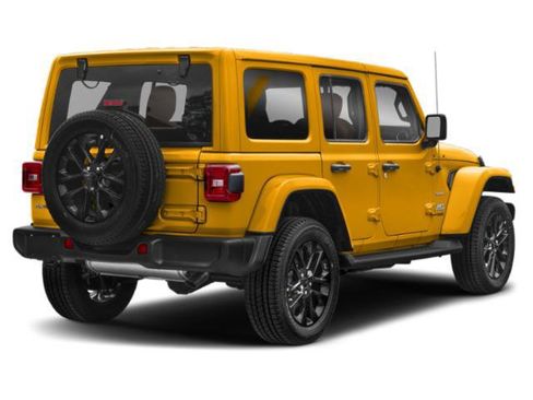 Used 2022 Jeep Wrangler Unlimited Rubicon 4xe w/ Cold Weather Group AWD/4WD image 7