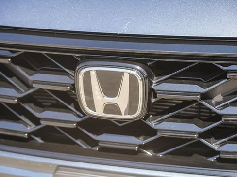 Used 2025 Honda CR-V Sport-L image 7